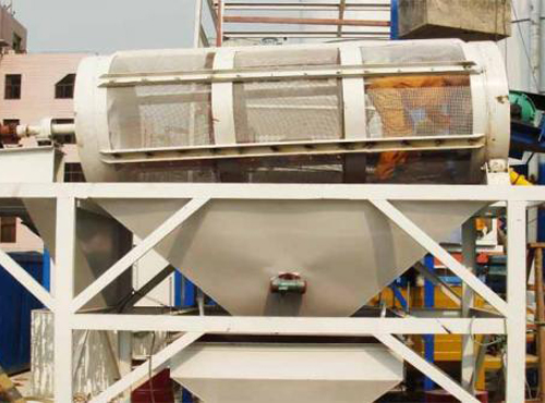 Thick slurry mixing plant